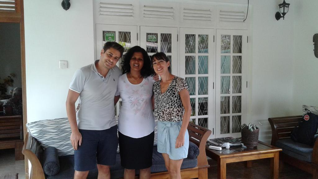 Villa Begonia Katugastota ภายนอก รูปภาพ