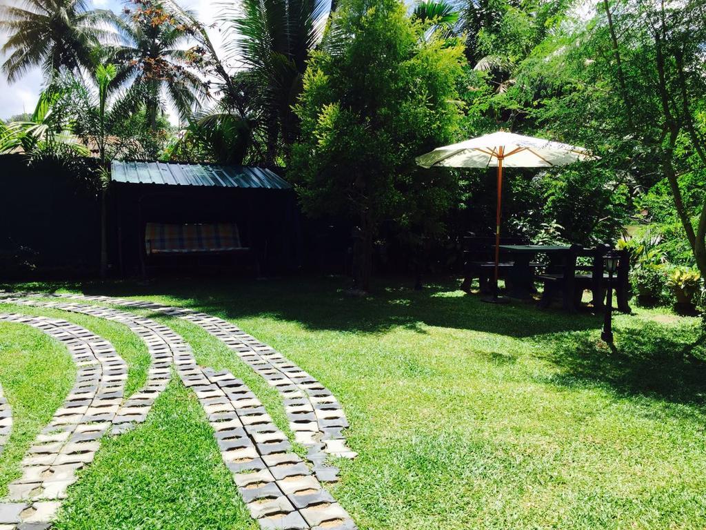 Villa Begonia Katugastota ภายนอก รูปภาพ