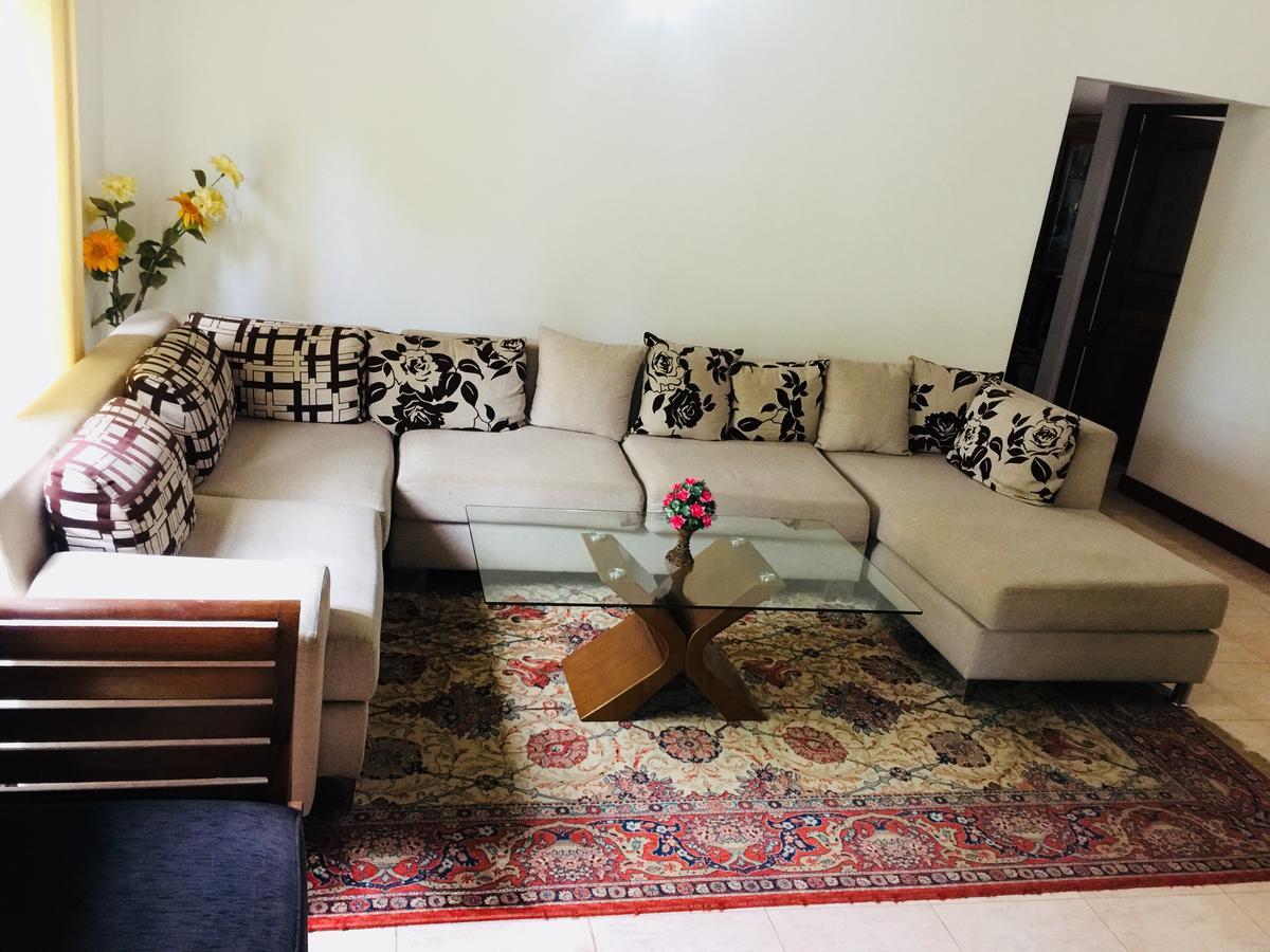 Villa Begonia Katugastota ภายนอก รูปภาพ