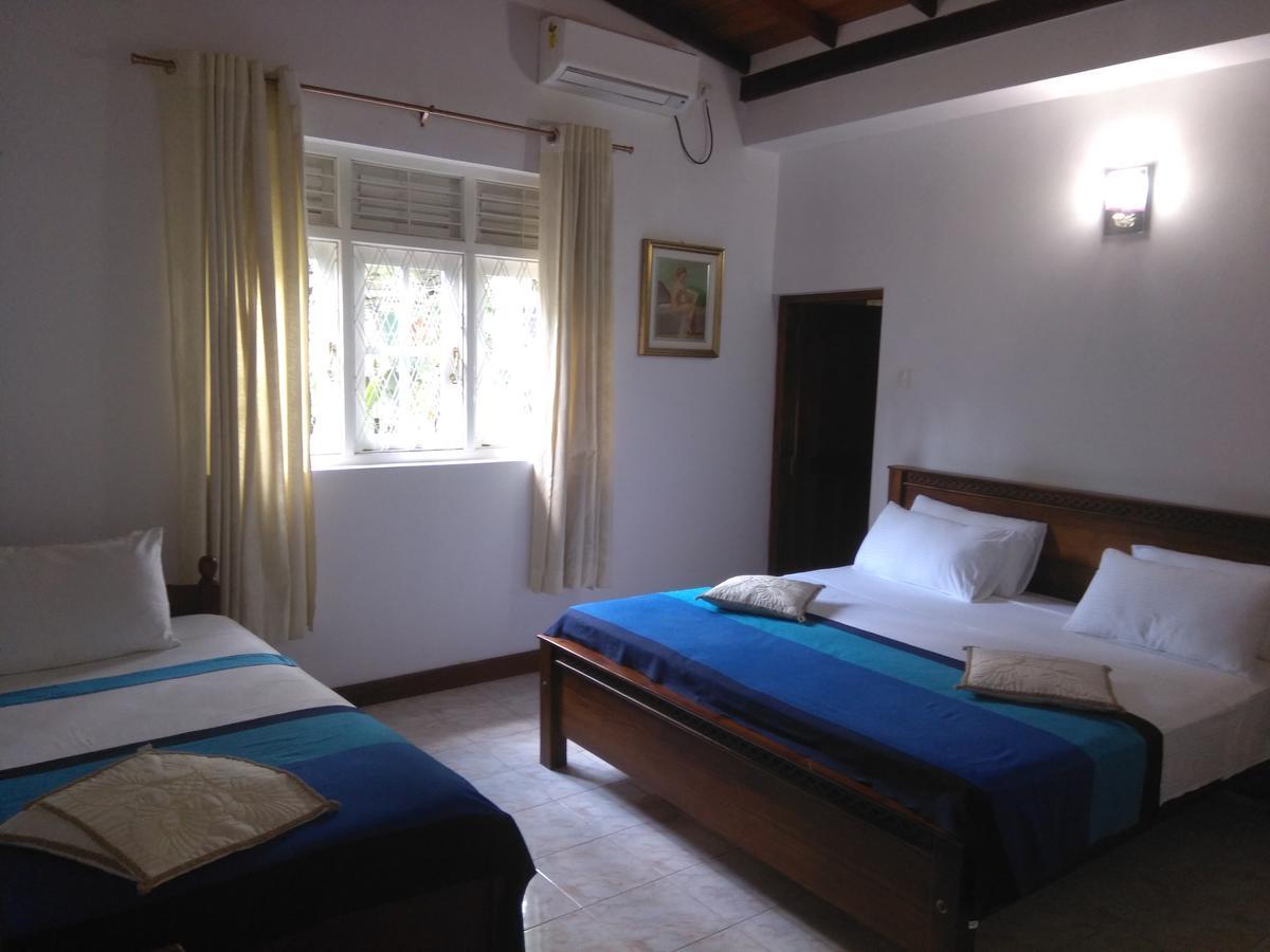 Villa Begonia Katugastota ภายนอก รูปภาพ
