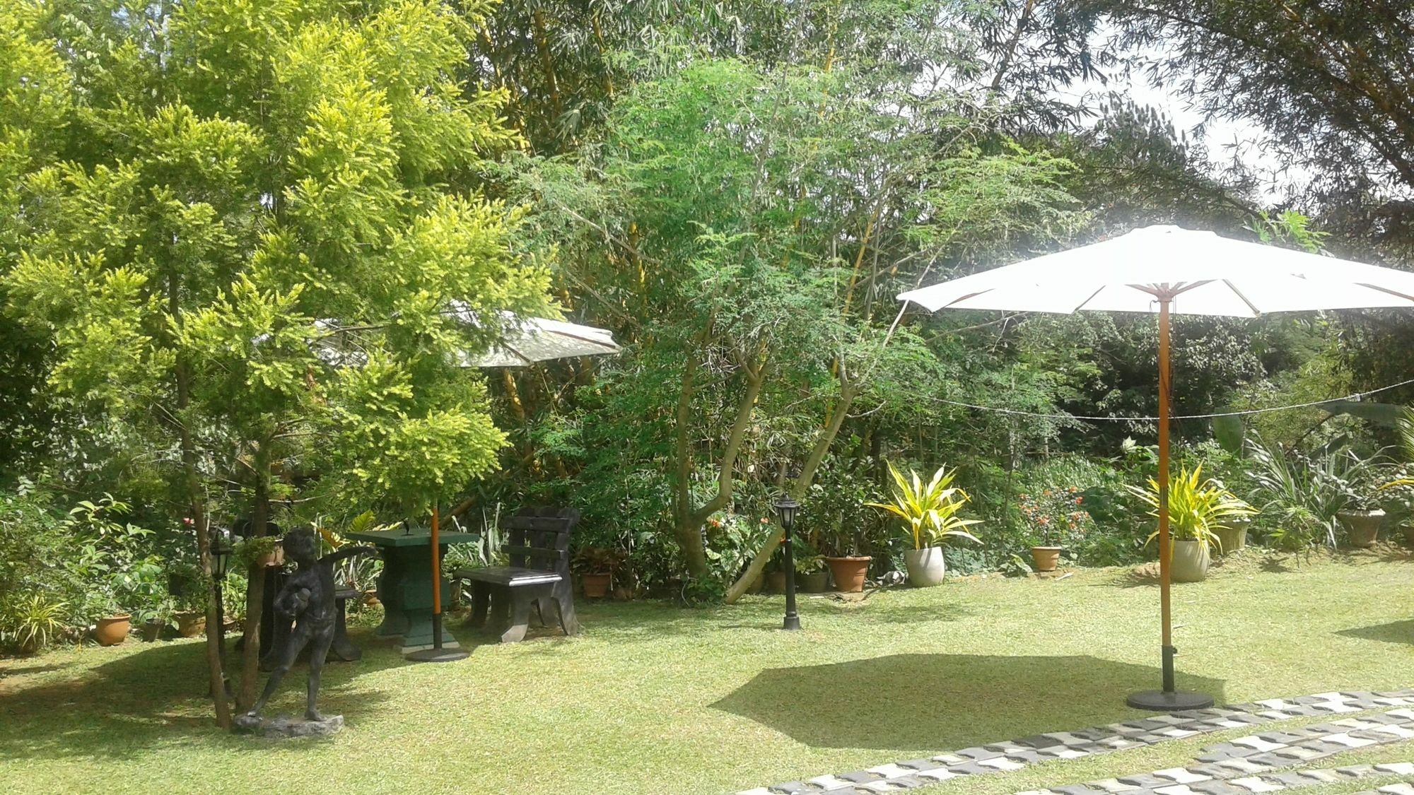 Villa Begonia Katugastota ภายนอก รูปภาพ